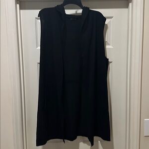 Cyrus Black Sleeveless Top